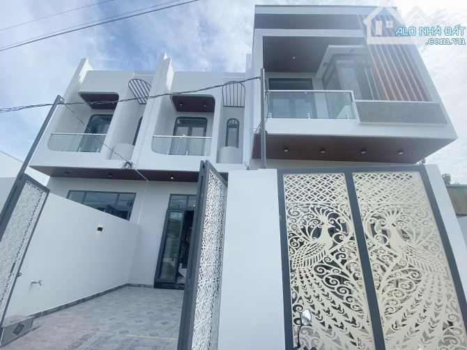 Nhà mới P5 Mỹ Tho, Tiền Giang đường oto