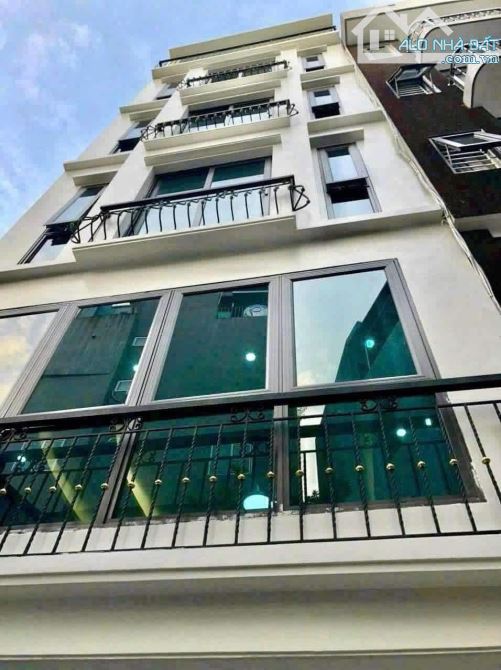 XUÂN LA - PHÂN LÔ CÁN BỘ - 45M2 - GARA Ô TÔ - LÔ GÓC HAI THOÁNG - MỚI ĐẸP Ở LUÔN - SỔ ĐỎ