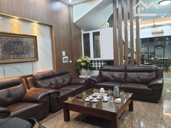 Nhà 75m2*5T Lê Trọng Tấn, ngõ ô tô tránh, hai mặt thoáng