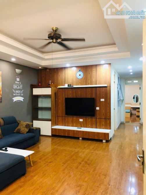 Căn Hộ 70m 2 Ngủ Toà 7A Lê Đức Thọ -Cầu Giấy -Gần SVĐ Mỹ Đình.Giá 3,99 Tỷ