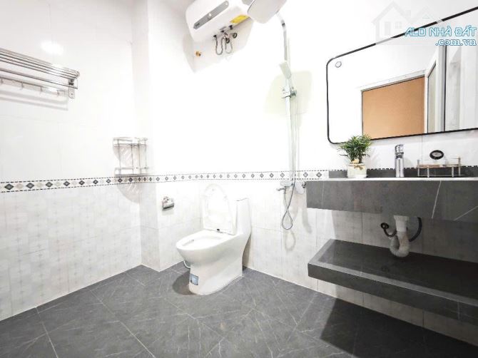 BÁN NHÀ TRUNG TÂM MỸ ĐÌNH - NHÀ ĐẸP - GẦN PHỐ - 20M RA Ô TÔ - DT 33M2, 5 TẦNG, HƠN 7 TỶ - 1