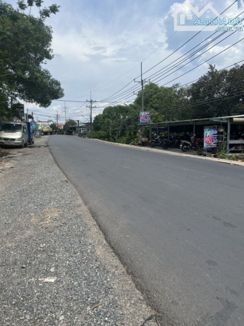 Cần bán nhanh đất thổ MT đường nhựa Nhơn Trạch giá rẻ 3,5ty/270m,KD mua bán sầm uất. SHR - 1