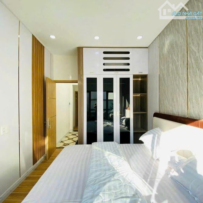 Hàng ngon giá ngộp, gần 40M2, 2 tầng, Huỳnh Tấn Phát. Quận 7, chỉ 3.9T - 1