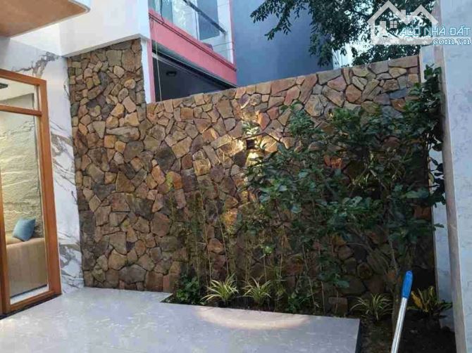 NÓNG..NÓNG. THÊM 1 SIÊU PHẨM NHÀ ĐẸP LÊN SÓNG. ĐƯỜNG 7.5M Ở HÒA XUÂN - 1