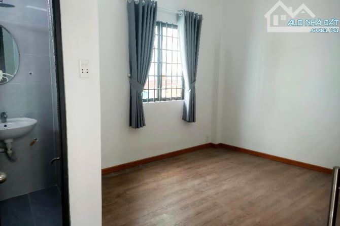 Bán nhà Thích Quảng Đức Phú Nhuận, 4.7m x 6.8m 4 Tầng, Xe hơi thông - Giá 5.6 tỷ TL - 2
