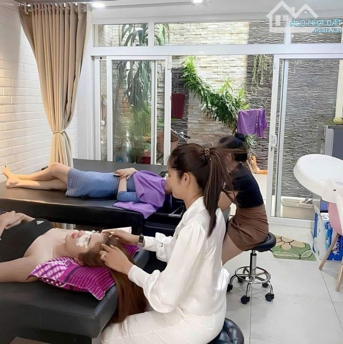 Bán nhà Đường Đinh Đức Thiện đoạn gấn QL 1A , Xã Bình Chánh, đang cho thuê làm spa - 2