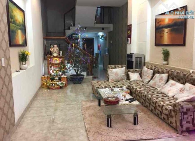 Cần bán nhà 3 tầng đường Phan Tứ. Cách biển 500m. Có mặt bằng kinh doanh - 2