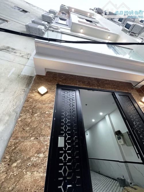 🔥PHẢI CỰC NHANH MỚI SỞ HỮU ĐƯỢC SIÊU PHẨM DÒNG TIỀN MỚI TINH YÊN_HOÀ- CẦU_GIẤY- 41m2-12P - 2