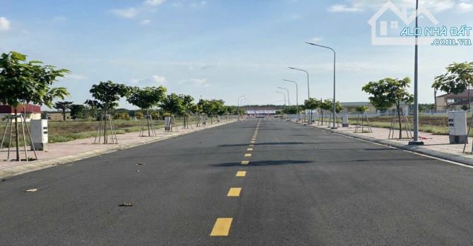 Bán đất ngay KCN Vsip mặt đường ĐT741 vòng xoay Cổng Xanh giá 868 triệu/nền. - 2