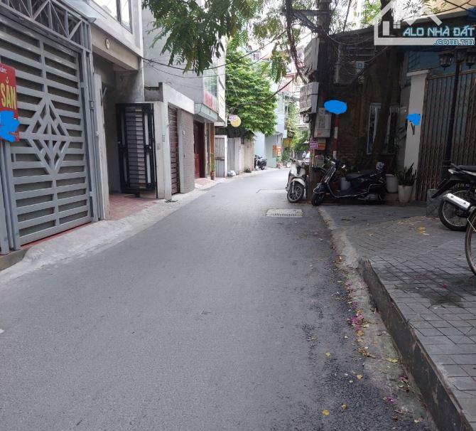 Bán nhà Hạ Yên, ngõ rộng ô tô, view chung cư Chelsea Park, nhà đẹp ở ngay, 47m², 10.3 tỷ - 2