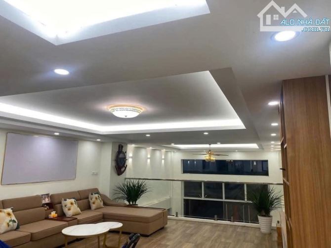 Bán nhà Lai Xá 75m2*5.5 tầng* thang máy, phân lô, ô tô tránh, kinh doanh - 2