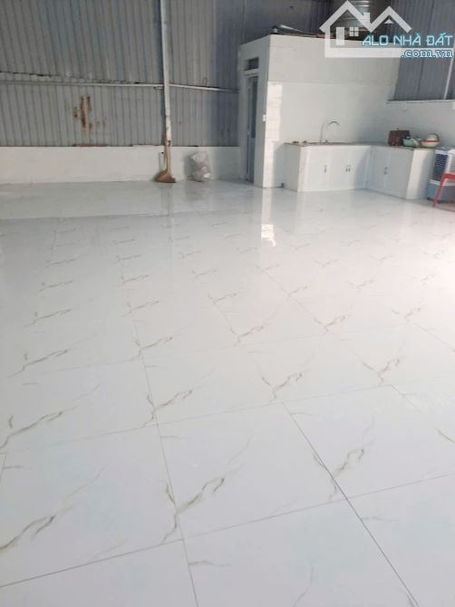 Nhà Mới 9x12m TRỐNG SUỐT Toàn Bộ Đường Phạm Thị Giây Hóc Môn Giá 5tr/th Cọc 1th - 3