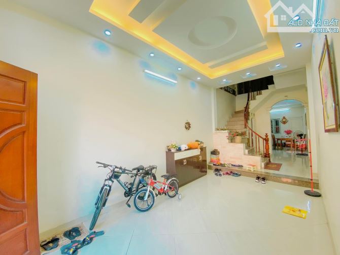 Bán nhà 187 Trung Kính, ngõ thẳng rộng, ô tô tránh gần nhà, 48m², 9.8 tỷ - 3