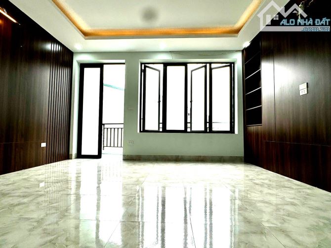 Bán Nhà Đẹp Trường Lâm 60m2, 5 Tầng Thang Máy, MT 4,8m, KD, Ôtô Đỗ Cửa, Giá 11,8 Tỷ - 3