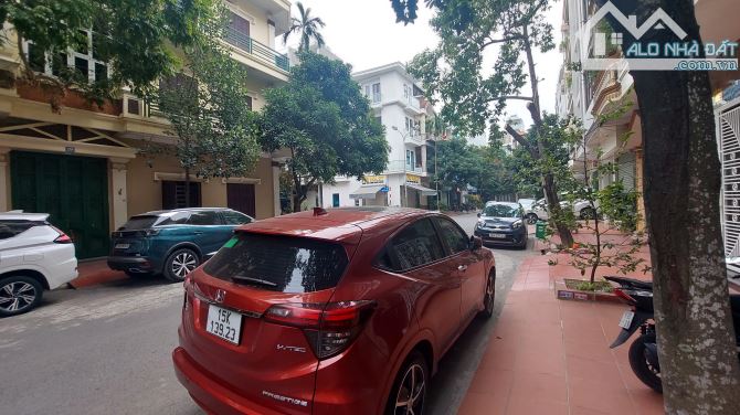 Bán nhà Đường Cát Dài, Phường Cát Dài, Chân,  5 tầng, 13,2 tỷ. - 4