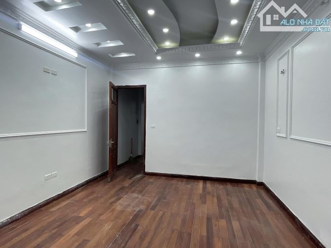 MẶT NGÕ Ô TÔ PHỐ THÁI HÀ - 50m2, 5T - KD - NHÀ ĐẸP - 4