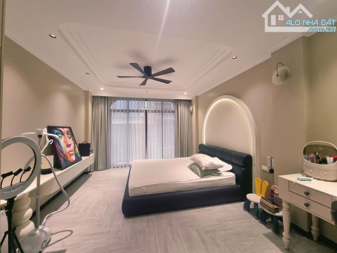 Bán nhà Hào Nam, Đống Đa 53m2x7T Mt:4.1m Kinh doanh đỉnh, view Hồ đẹp hơn 21 tỷ - 4
