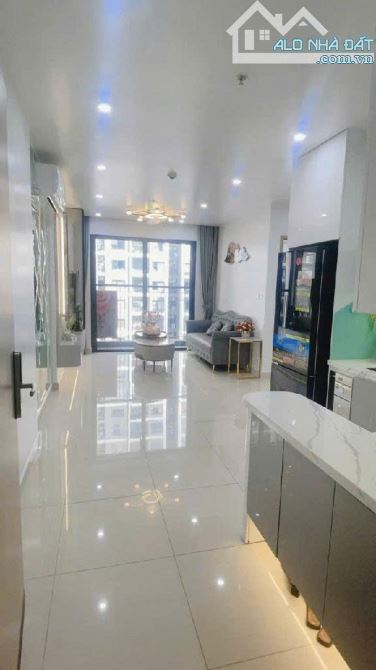 BÁN CĂN TẠI TÒA S4.03 Chung cư Vinhomes smart city DT: 55M2  GIÁ NHỈNH 4 TỶ - 5