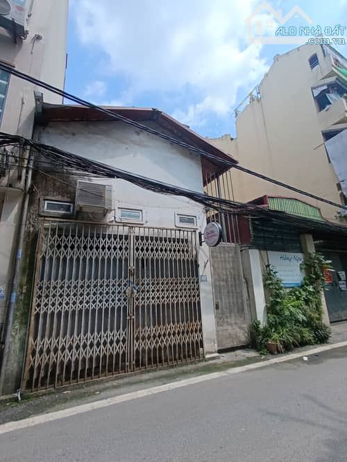 Có 1 0 2 cc bán đất tặng nhà Phố Tứ Liên diện tích 67m2 , Mt 5,1m , giá chỉ 16 tỷ - 5