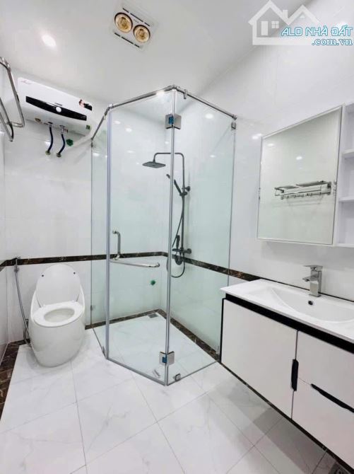 Bán nhà 4 tầng mới tinh khu phân lô Phủ Thượng Đoạn, dt 80m2, mt 4m - 7