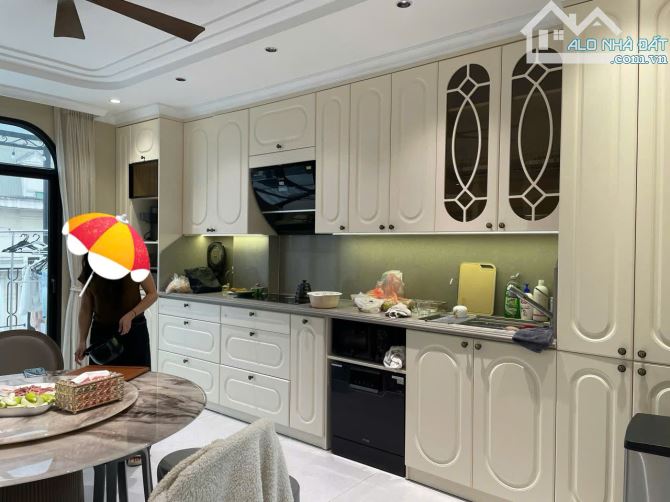 Nhà đẹp lung linh Hào Nam: 48m x 7T, gara, thang máy - 21 tỷ - 7