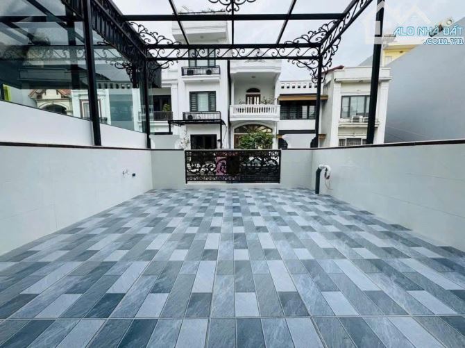 Bán nhà 4 tầng mới tinh khu phân lô Phủ Thượng Đoạn, dt 80m2, mt 4m - 8
