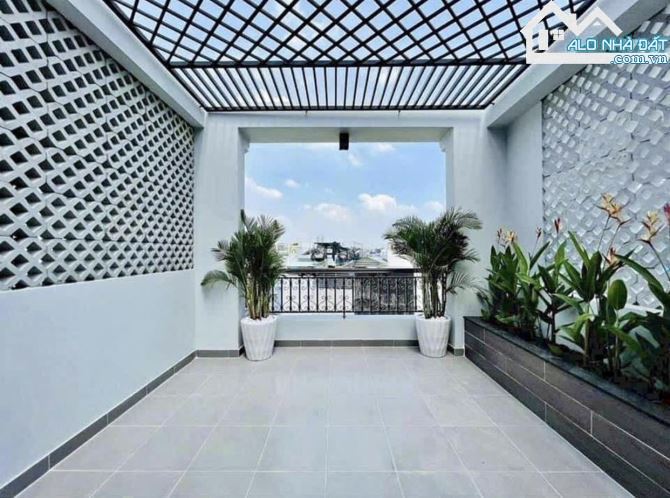 HOT! CHỦ BÁN NHÀ SỔ HỒNG RIÊNG,TRẦN VĂN ĐANG,P.11,QUẬN 3,GIÁ:4,43TỶ/62,1m2(4,5x13,8m)3 LẦU - 8