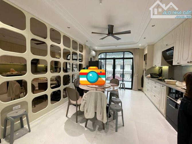 Nhà đẹp lung linh Hào Nam: 48m x 7T, gara, thang máy - 21 tỷ - 8