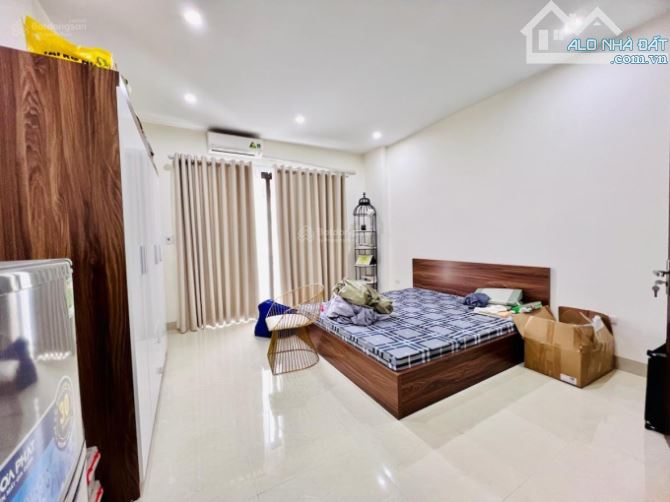 Bán nhà Yên Xá, Tân Triều, Hà Nội, Dt: 32m2, 4,5 tầng, ôtô đỗ gẫn