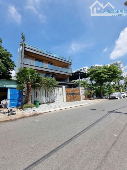 ĐẤT BIỆT THỰ 306m2 - FULL THỔ - 100m Ra Đường PHẠM VĂN ĐỒNG - Trước Đất là CÔNG VIÊN
