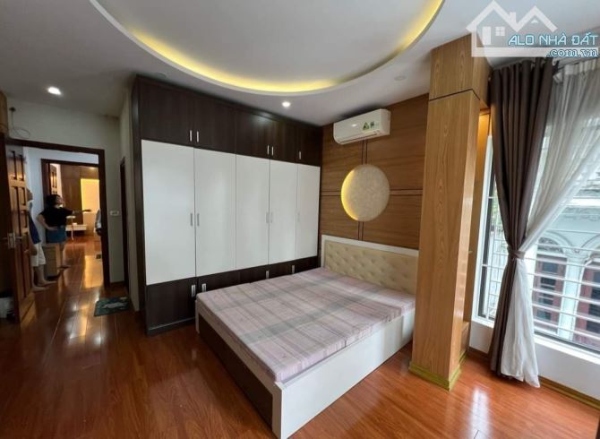 BÁN NHÀ HOA BẰNG CHDV GARA MT10M 9T CHỈ 332TRIỆU.