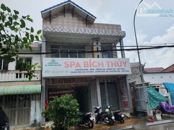 BÁN NHÀ TRỆT LẦU HẺM 444 CÁCH MẠNG THÁNG 8