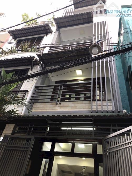 4PN, 5wc. Nhà 5 tầng hẻm xe hơi Nguyễn Tri Phương, P4, Quận 10.