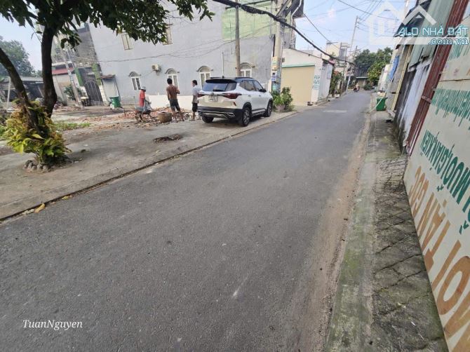 Bán đất 5.7*19m full thổ. Thuộc xã Trung Chánh. Gần An Sương
