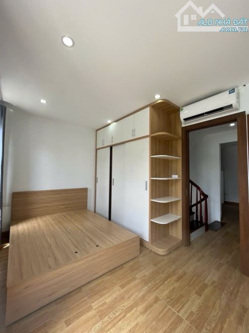 HIẾM - DIỆN TÍCH 35m - GẦN Ô TÔ TRÁNH