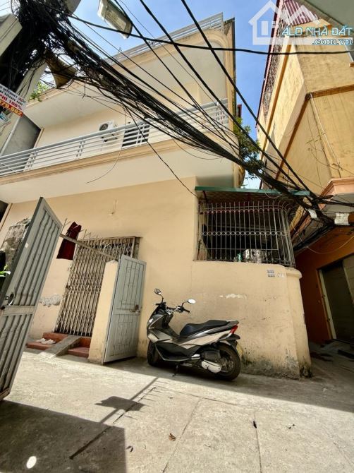 BÁN ĐẤT TẶNG NHÀ HOÀNG HOA THÁM - 57m2 3 TẦNG - LÔ GÓC SIÊU THOÁNG - NGÕ THÔNG