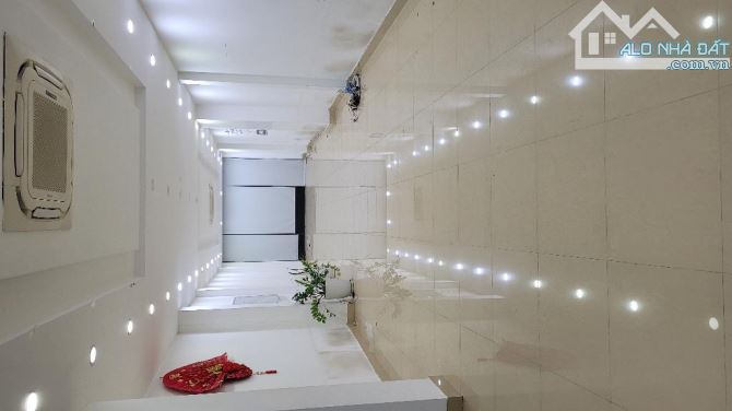 Bán nhà mặt phố Khâm Thiên 7T thang máy kinh doanh văn phòng DT 106 m2 Giá 37.5 tỷ  DT 106 - 1