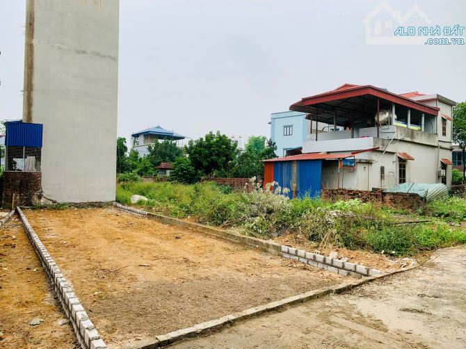 135m đất thôn 2 Tân Xã thủ phủ xây trọ đại học FPT - 1