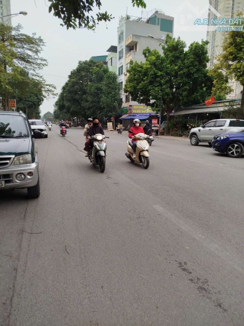 Bán nhà cấp 4 Mặt đường Mậu Lương Hà Đông 65m mặt tiền rộng kinh doanh khu phố đông dân - 1