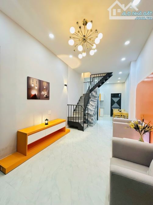 Nhà Bán, Trần Văn Ơn, P, Tân Sơn Nhì, Tân Phú, 28m2, 2 Tầng , Giá 3.830 Tủ TL - 1