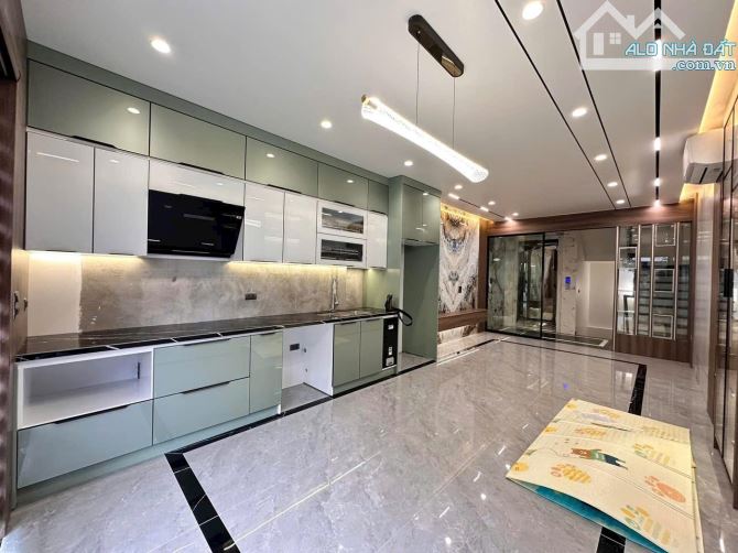 ⚡️BAN nha 40m2 x 6.5 tầng có thang máy_ Lô 7 Lê Hồng Phong - 1