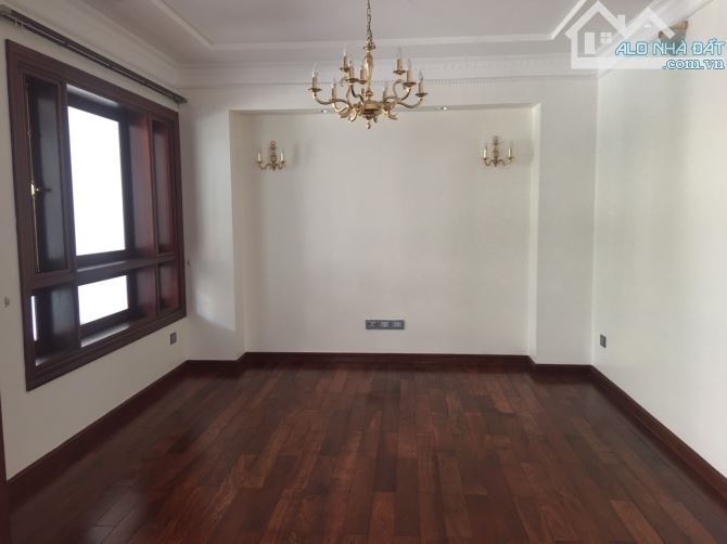 BÁN BIỆT THỰ TỐ HỮU KHUẤT DUY TIẾN 31. 5 TỈ - 2