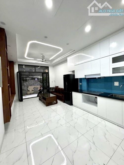 Lõi hà Đông,xala 32m mt3,6m 5 tầng THANG MÁY, ô tô đỗ cửa, ngõ thông KD, ở sướng - 2