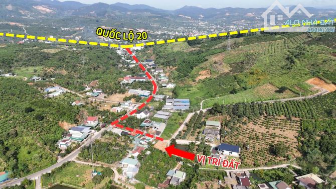 Bán đất Bảo Lộc. DT 274,2m2 (10,5mx20,9m) có 120m2 thổ. Lô góc 2 mặt tiền. Hạ Sập Giá - 2