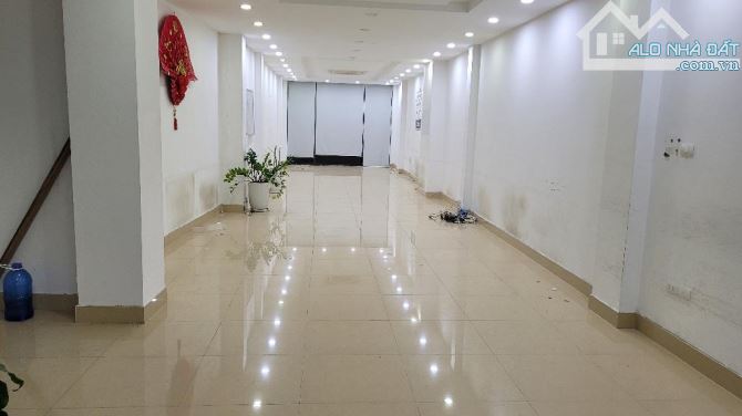 Bán nhà mặt phố Khâm Thiên 7T thang máy kinh doanh văn phòng DT 106 m2 Giá 37.5 tỷ  DT 106 - 2