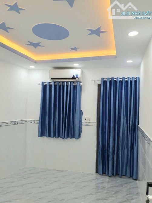 Nhà đẹp Nguyễn Duy Phường 12 Quận 8 DT: 32.2m2 - 2 tầng -(5.7x7) Giá: chỉ 3.35tỷ TL. - 2