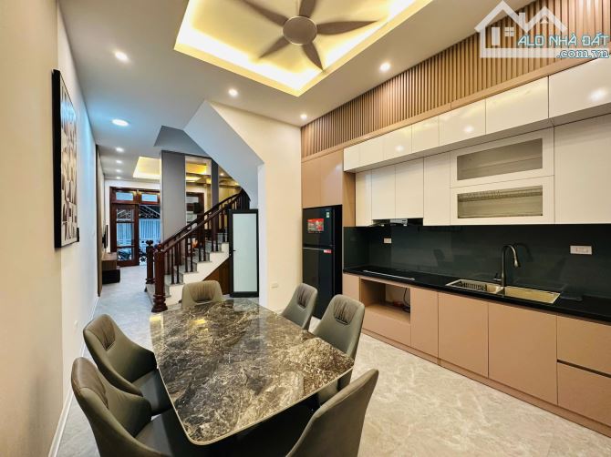 ĐỘI CẤN 60M2 CHỈ 12.5 TỶ Ô TÔ ĐỖ CỬA 4 TẦNG Ô CHỜ THANG MÁY NHÀ 2 MẶT NGÕ THÔNG. - 2