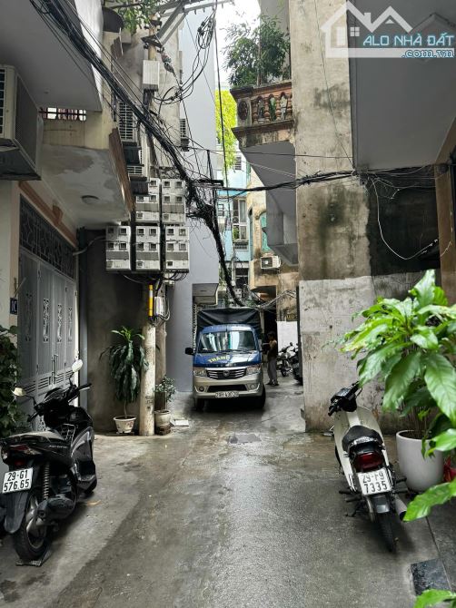 CỰC HIẾM - Nhà đẹp  Phố Lê Trọng Tấn, Thanh Xuân. DT:  43m,  5 tầng. Giá: 10.8 tỷ. Ngõ OTO - 3