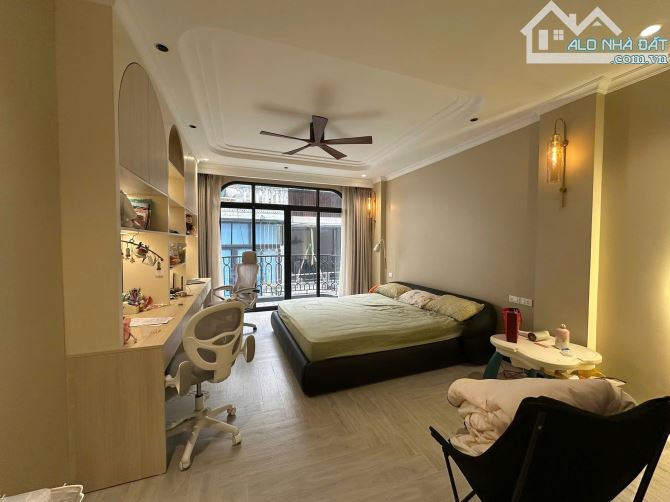 NHÀ ĐẸP PHÂN LÔ Ô TÔ TRÁNH PHỐ HÀO NAM QUẬN ĐỐNG ĐA 45M. CHÀO GIÁ 21.8 Tỷ. - 3