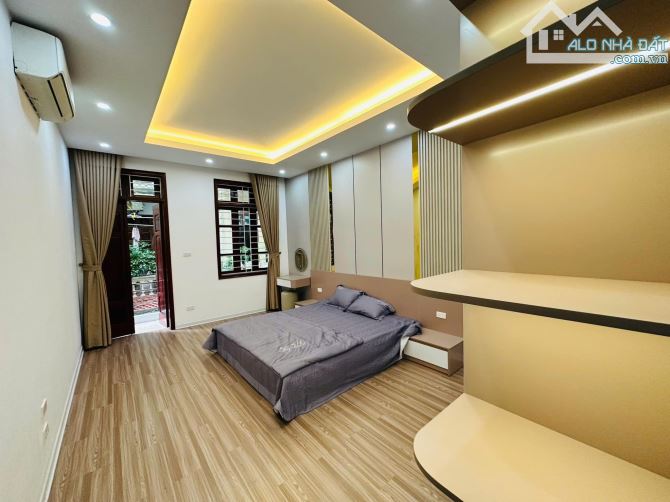 ĐỘI CẤN 60M2 CHỈ 12.5 TỶ Ô TÔ ĐỖ CỬA 4 TẦNG Ô CHỜ THANG MÁY NHÀ 2 MẶT NGÕ THÔNG. - 3